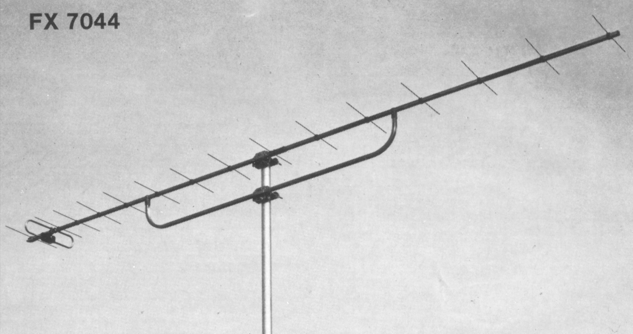FX 7044
